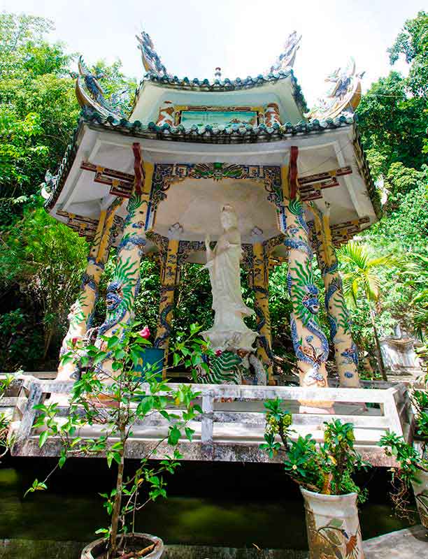 430 - Vietnam - Danang - Thuy Son - pagoda Lin Ung